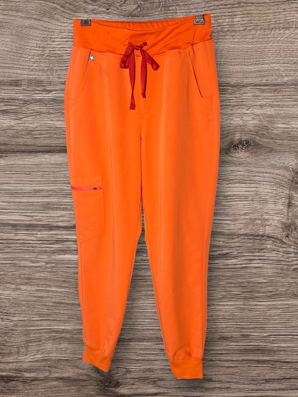 🧡FIGS Sunset Orange Zamora Jogger Scrub Pants Size XS-Petite EUC